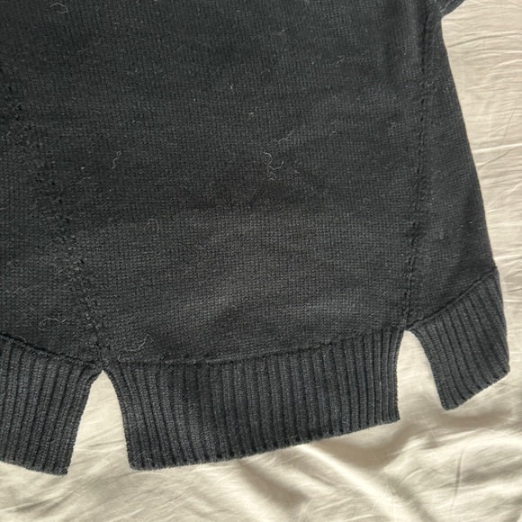 Black turtleneck sweater - Picture 5 of 5